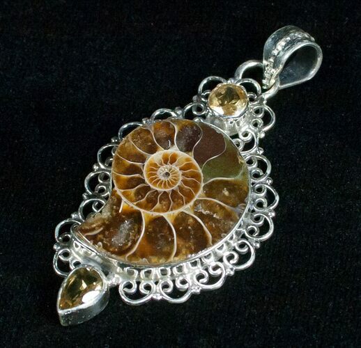 Stylish Sterling Silver Ammonite Pendant - Citrine #5110